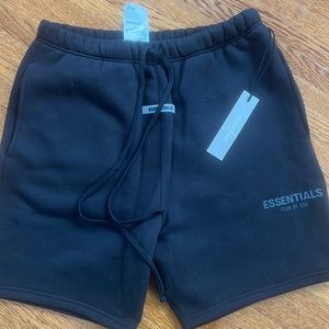 Essentials NWT fleece shorts